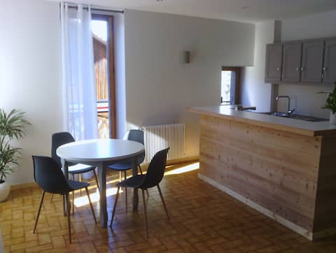 Annonce Airbnb populaire: Pleasant little apartment in the heart of the village à Morzine
