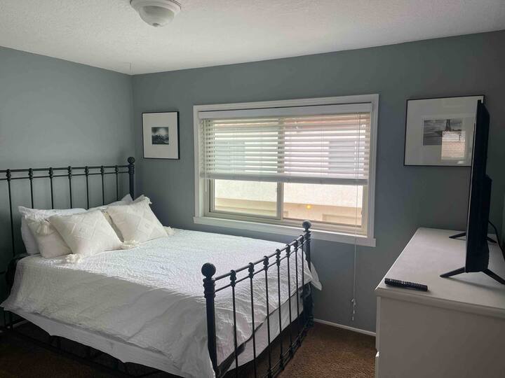 Stevenson Ranch Holiday Rentals & Homes California, United States