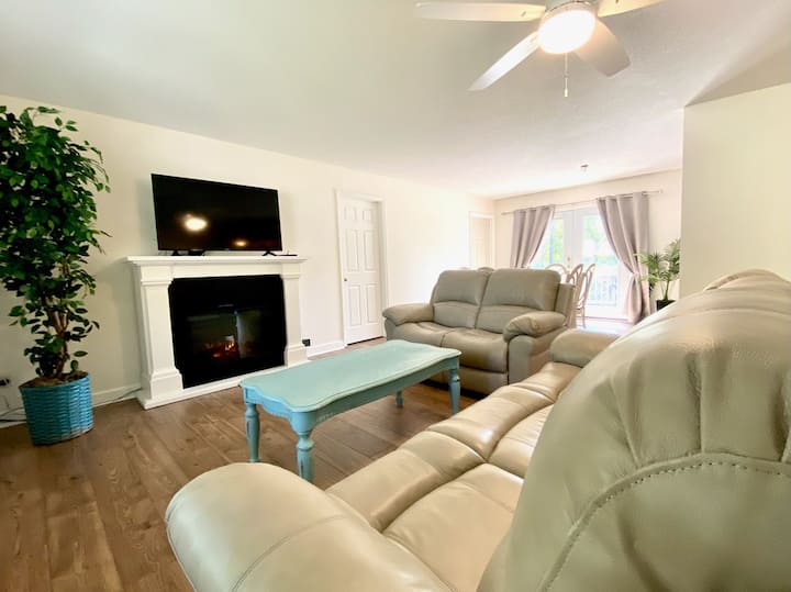 Cozy House With A Fireplace - Wrightsville Beach, NC