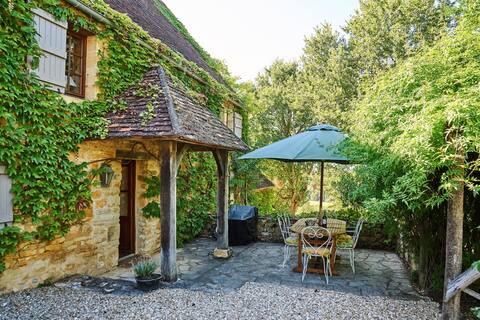 Truffle, an old stone cottage full of rustic charm