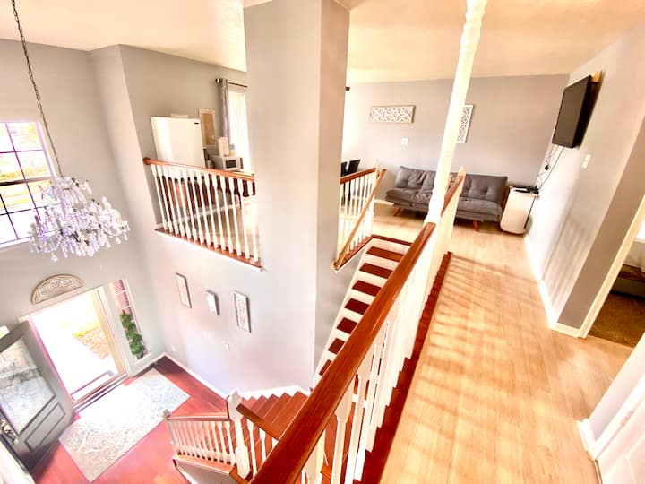 Cozy Duplex Close To Hobby, Lagoon, Nasa, Beaches! - Pasadena, TX