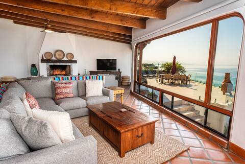 Casa Serena 5 Bedroom Oceanfront Beach House