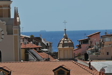 Airbnb con migliori performance: In the city centre with the seaview a Sanremo