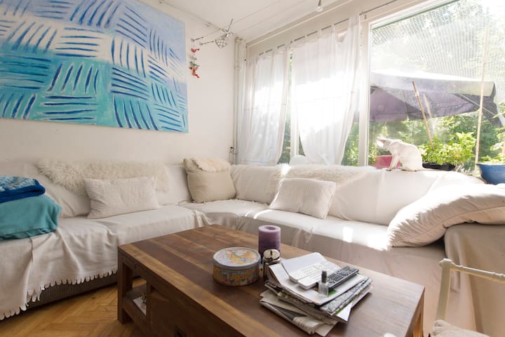 Airbnb Usquert Vacation Rentals Places To Stay Groningen