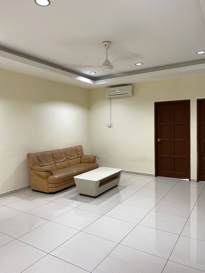 San Lee Home Stay - Pagoh