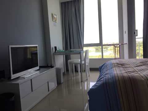 Cosy studio rooms available