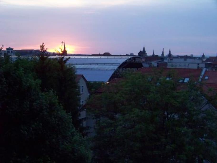 Blick über Erfurt von der geräumigen Terrasse