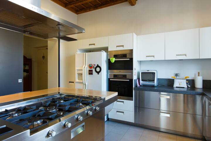 Trevi Fountain Appartment gallery image 2