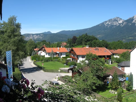 2 room apartment 60 m² with mountain view and parking