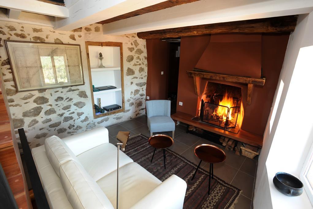 Beliebte Airbnb-Anzeige: La Maison Rouge, at the height of its panorama in Vernet Les Bains