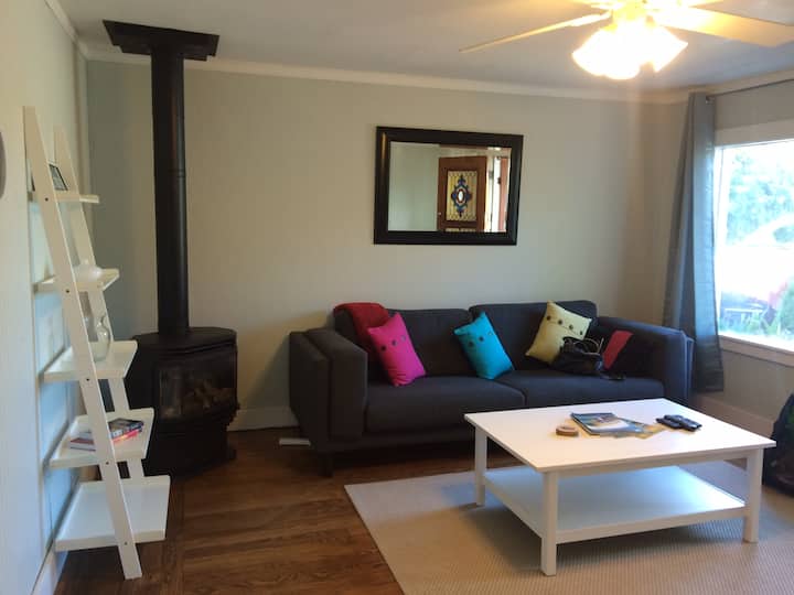 Cozy 3bd Pleasure Point Bungalow - New Brighton State Beach, CA