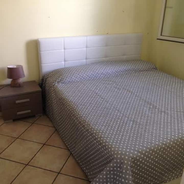 Druga spavaća soba s bračnim krevetom/ druga spavaća soba s bračnim krevetom