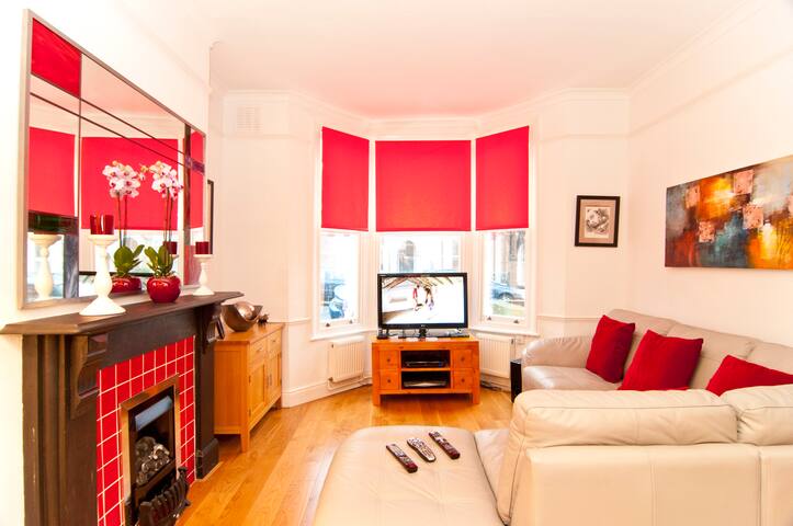 Private Double Room With Gay Host For One Guest