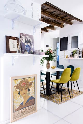 Casa Pietra – central location with landmark views