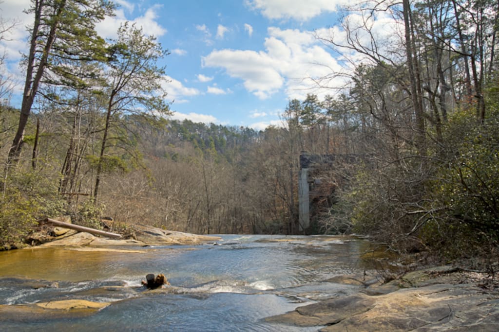 Waterfall getaway Houses for Rent in Westminster, South Carolina