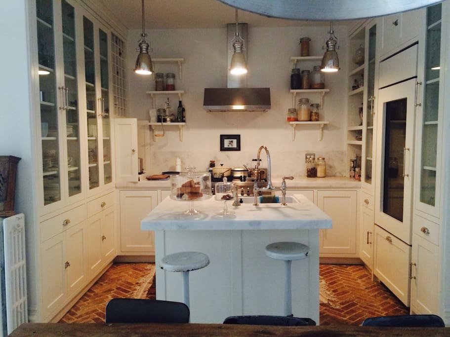 Carroll Gardens Parlor Floor Apartments for Rent in Brooklyn, New