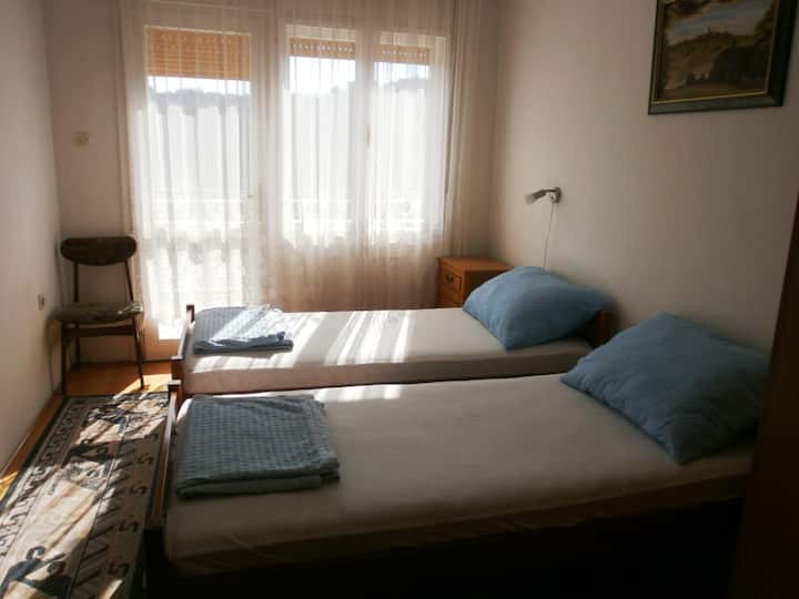 4. Habitación