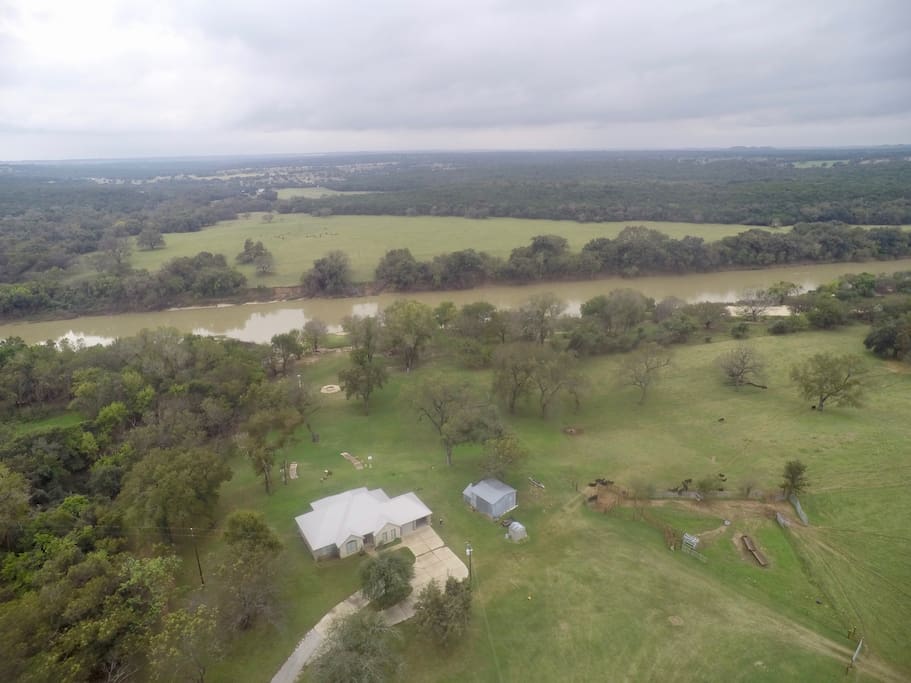 River View House at Robby's Ranch on the Brazos Houses for Rent in