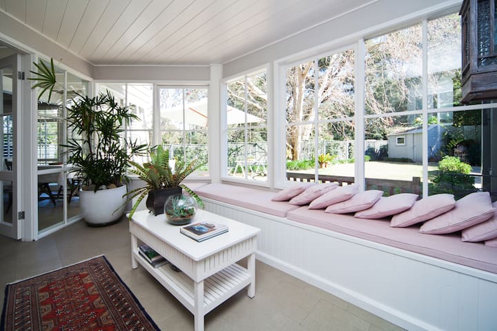 2BDRM on the Northern Beaches.