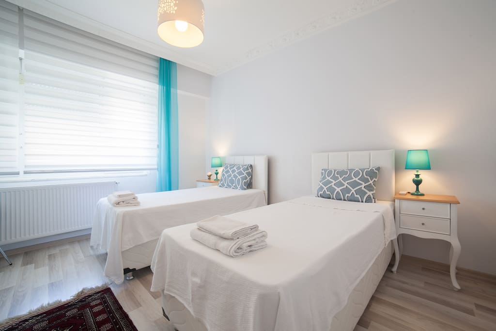 Sultanahmet Sunny Apartment 2 with sea view Apartments for Rent in