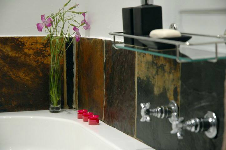 Thyme…..Beautiful Valley Views gallery image 2