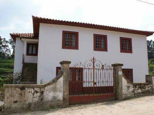 Cabração house rental