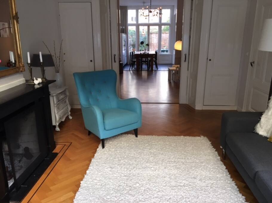 Lounge area