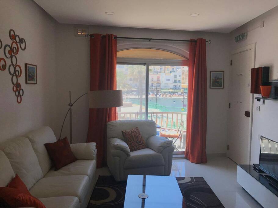 Living room with see view from inside.