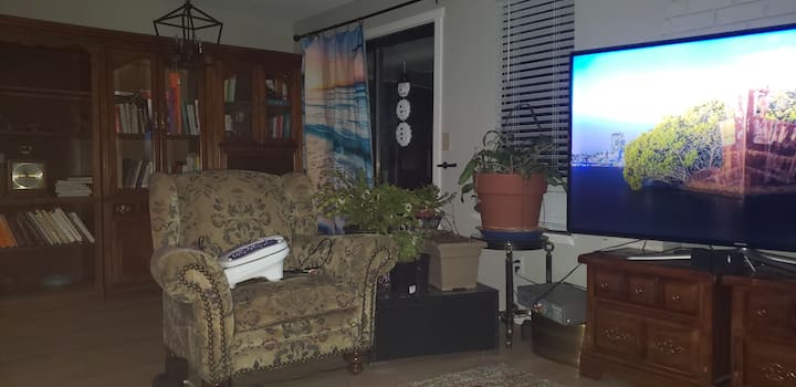 Long Term Rental Furnished House. Fenced Yard. - Wilsonville, OR