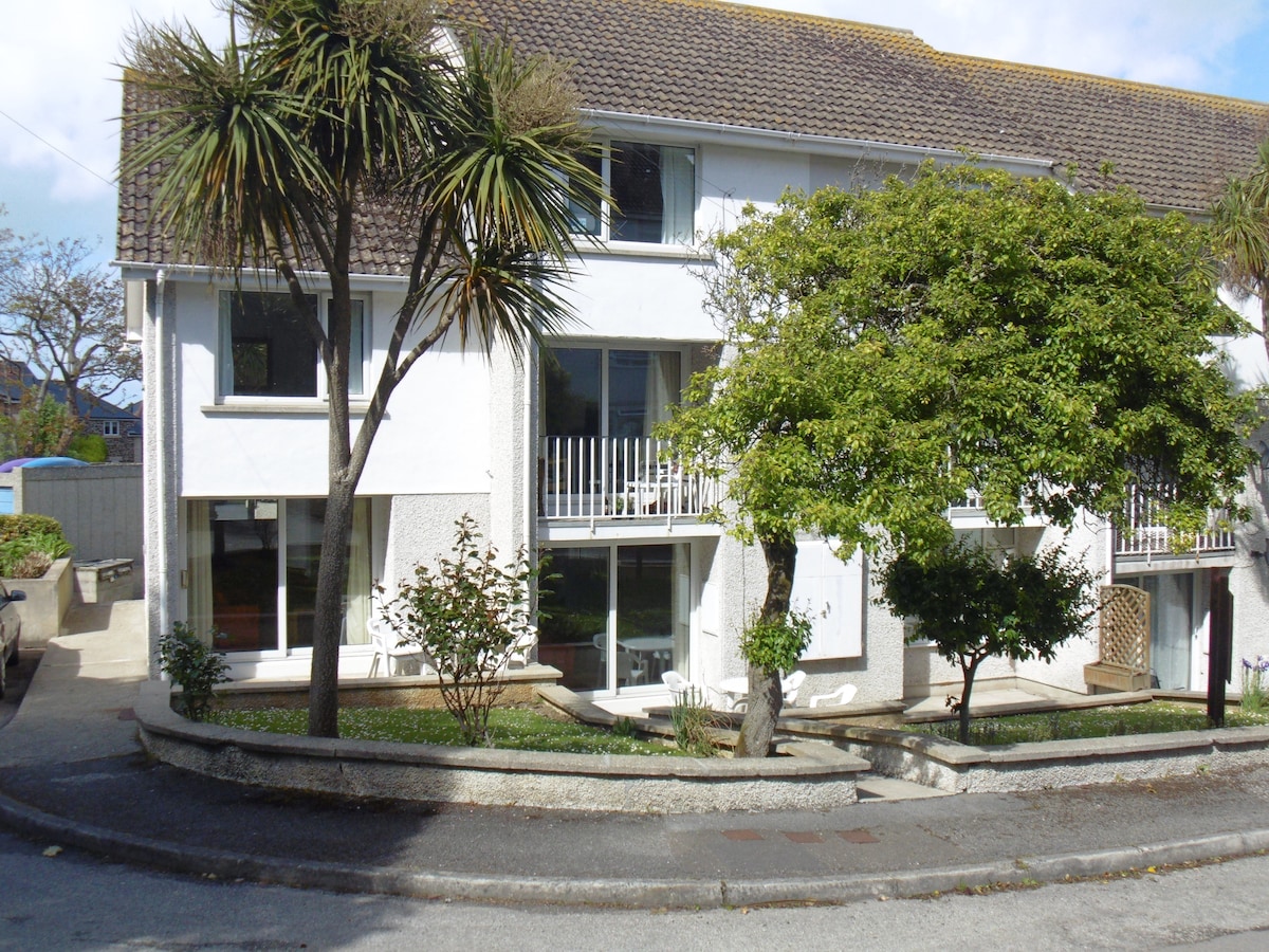 Ground Floor Flat Porth Beach Newquay Cornwall Flats for Rent in