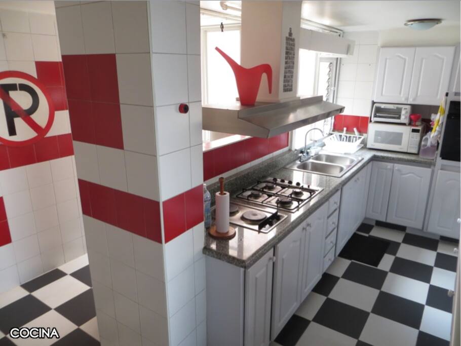 Acceso a cocina y Lavadora-Secadora