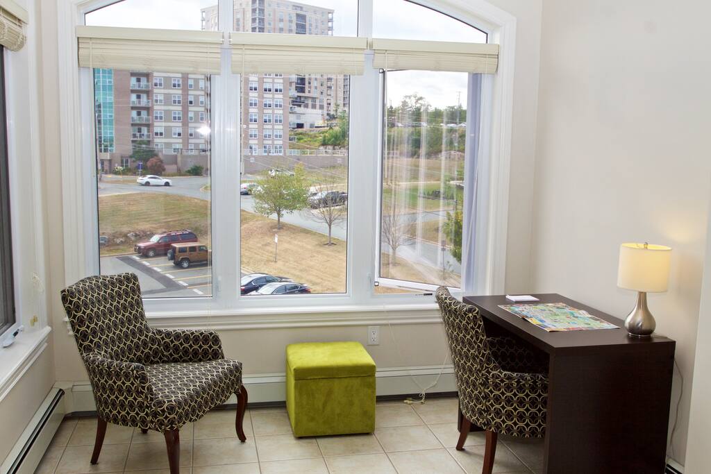 Sunroom w/Laptop Workstation & Garden View