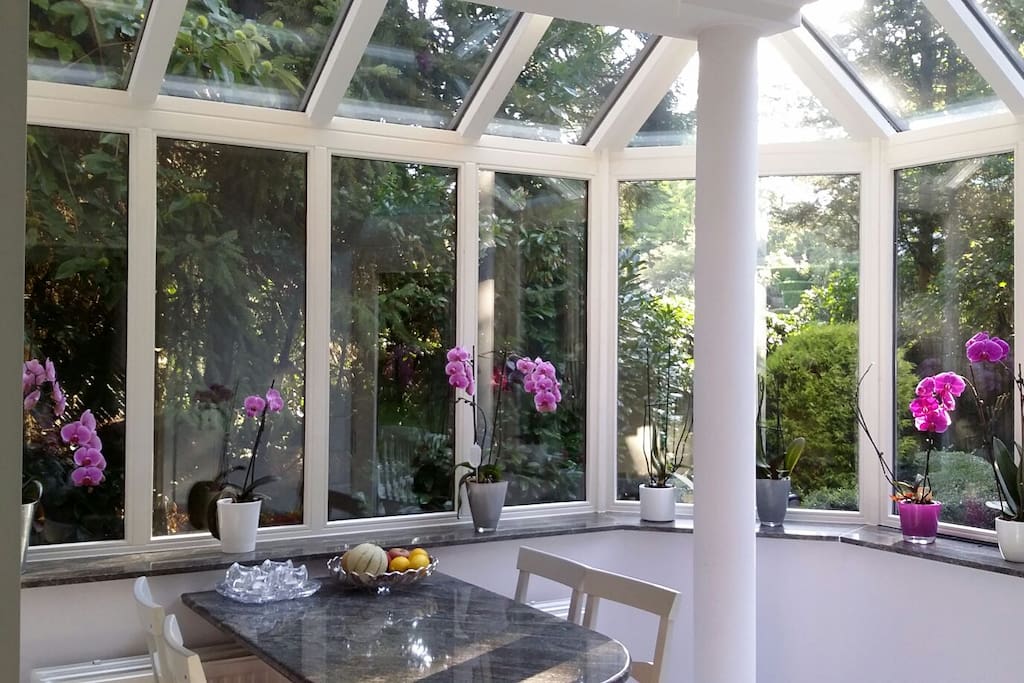 Garden View Kitchen.