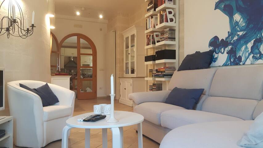 Luxury villa I Tamarigi – 3 bedrooms & 3 bathrooms gallery image 4