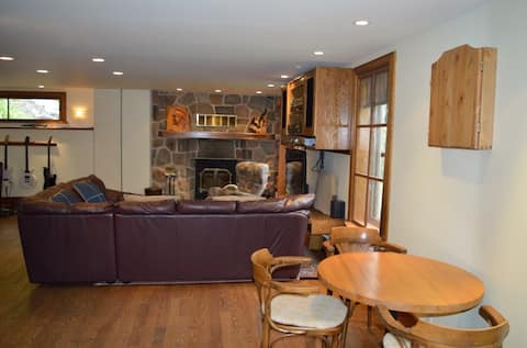 Successful Airbnb property: Chalet / Cottage in Sainte Béatrix