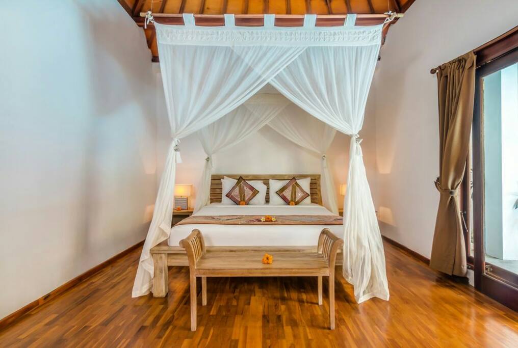 Villa Bisi in the heart of Seminyak