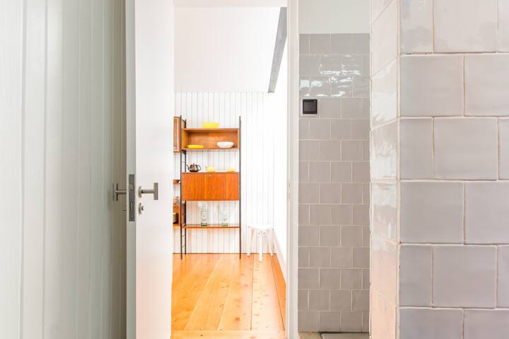 Beautifully Restored Cottage with Patio in Historic Center D gallery image 3