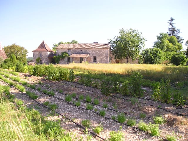 Ancienne ferme en pierre  Dordogne