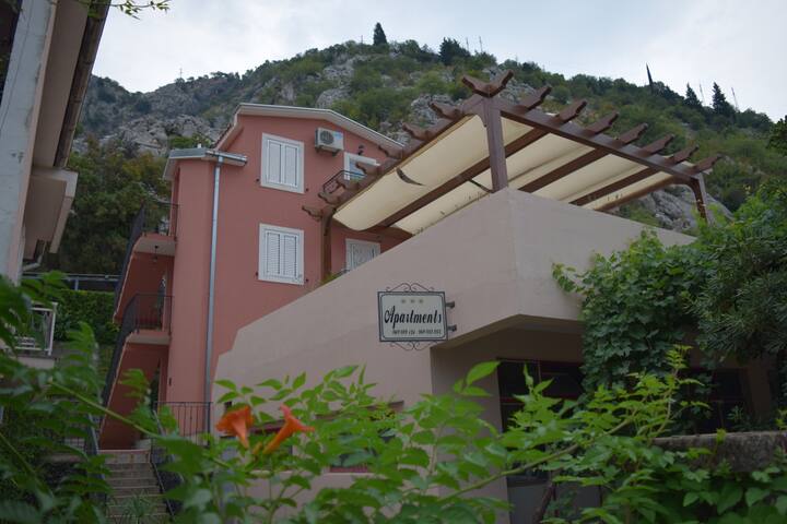 N&N Franovic Apartment III - FREE BICYCLES !!!