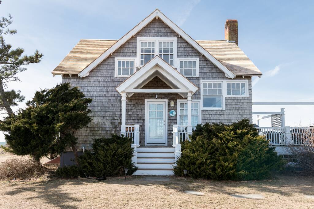 Sea Breeze cottage at Point Houses for Rent in Little Compton, Rhode Island, United