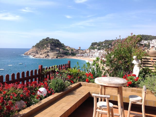 LUXURY & EXCLUSIVE DUPLEX IN TOSSA