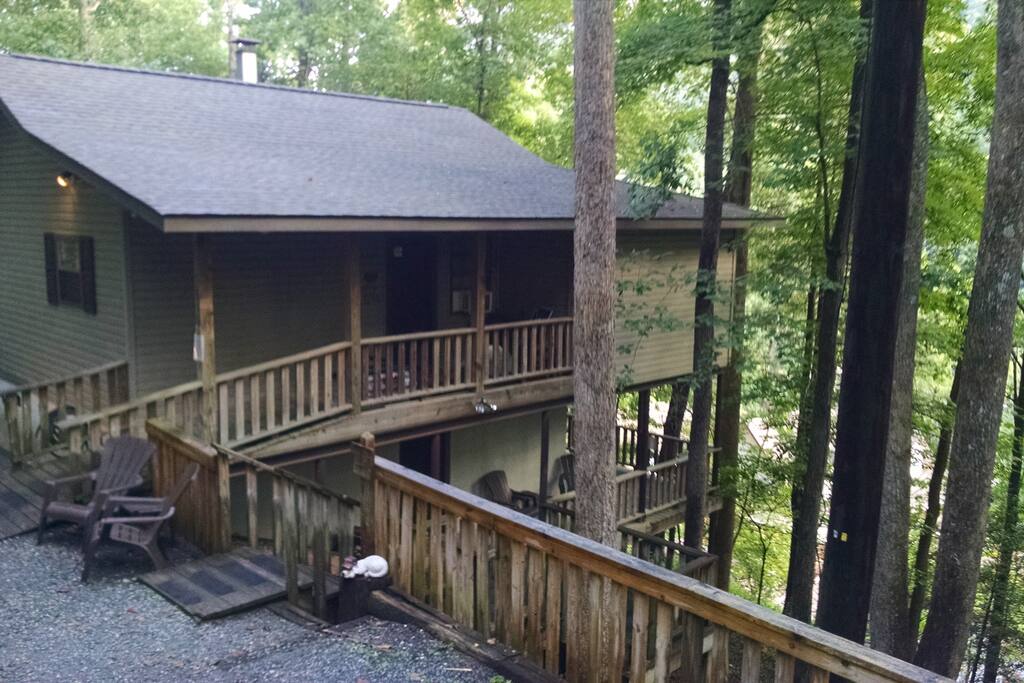 Hickory Nut Suite - Cabins for Rent in Chimney Rock, North ...