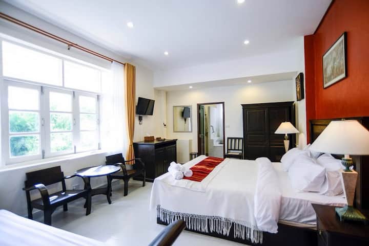 豪华客房5配备了全套优质便利设施。