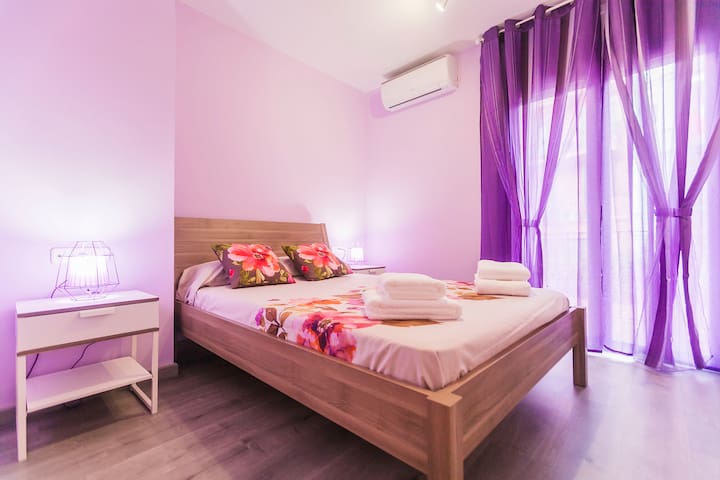 Plaza Catalunya Nice and Comfy 1.2