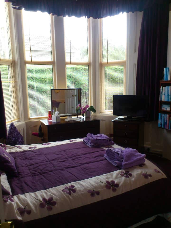 Beautiful House,1ml sea front