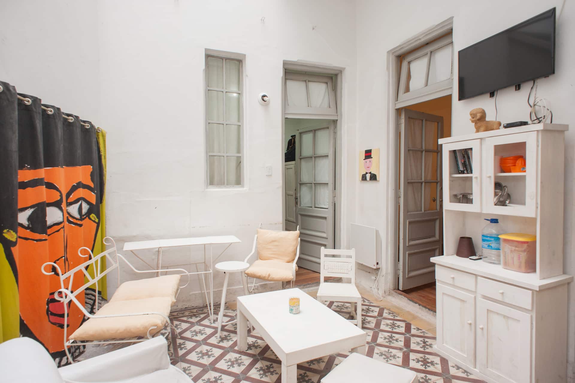 Habitación amoblada en departamento compartido de 3 dormitorios en San Telmo