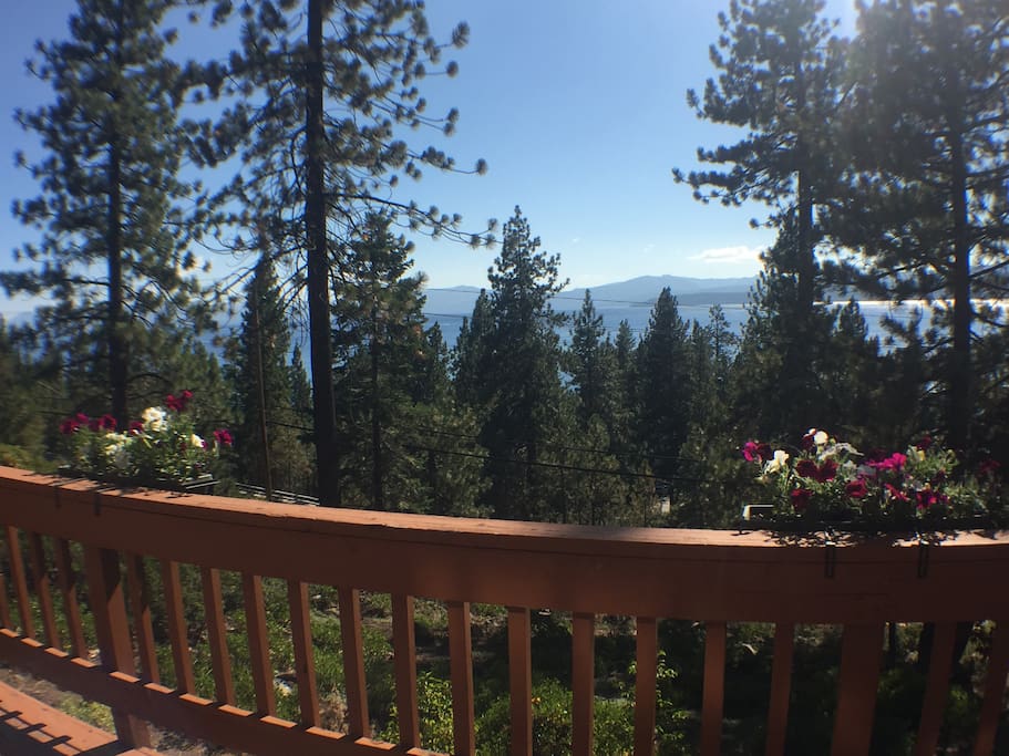 La Cabana Carmelita Cabins for Rent in Kings Beach, California