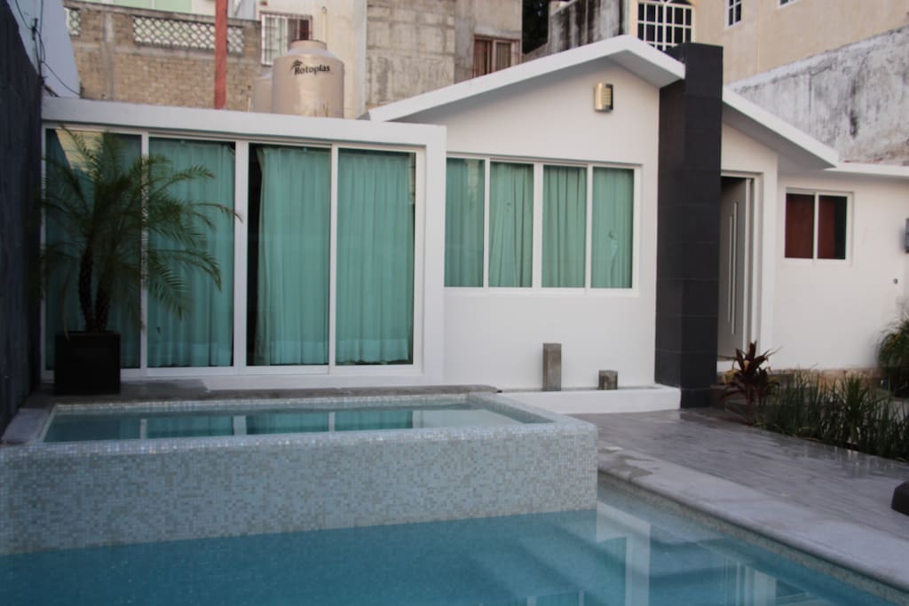 Frente interno de la casa
