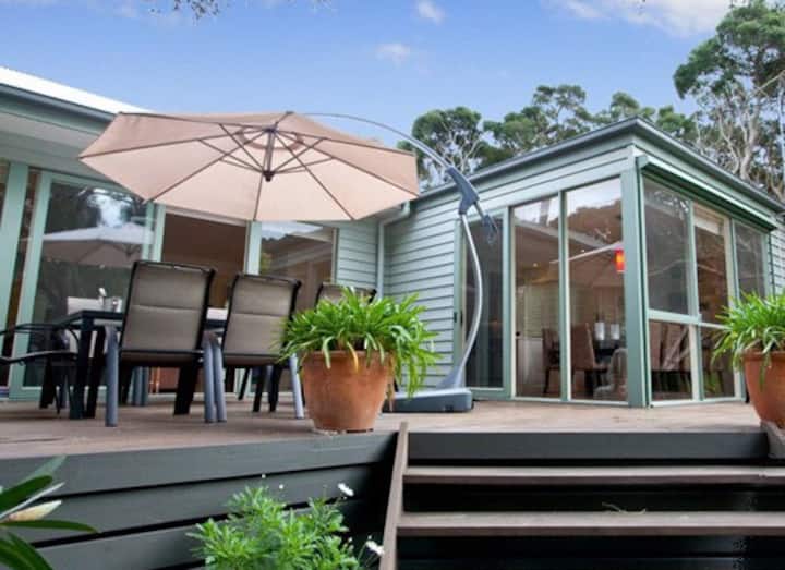 Beach retreat, minutes to the beach Houses for Rent in Blairgowrie