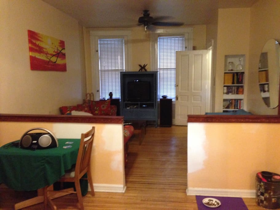 Living room, dining room and bar sits 15 comfortably.